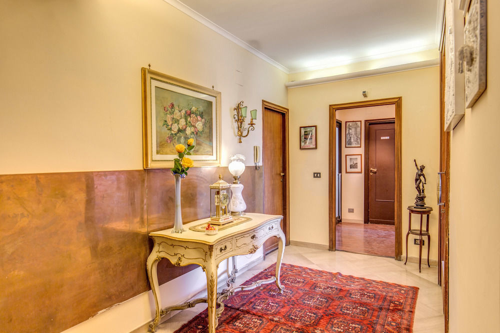 B&B Piramide Terrace Rome Luaran gambar